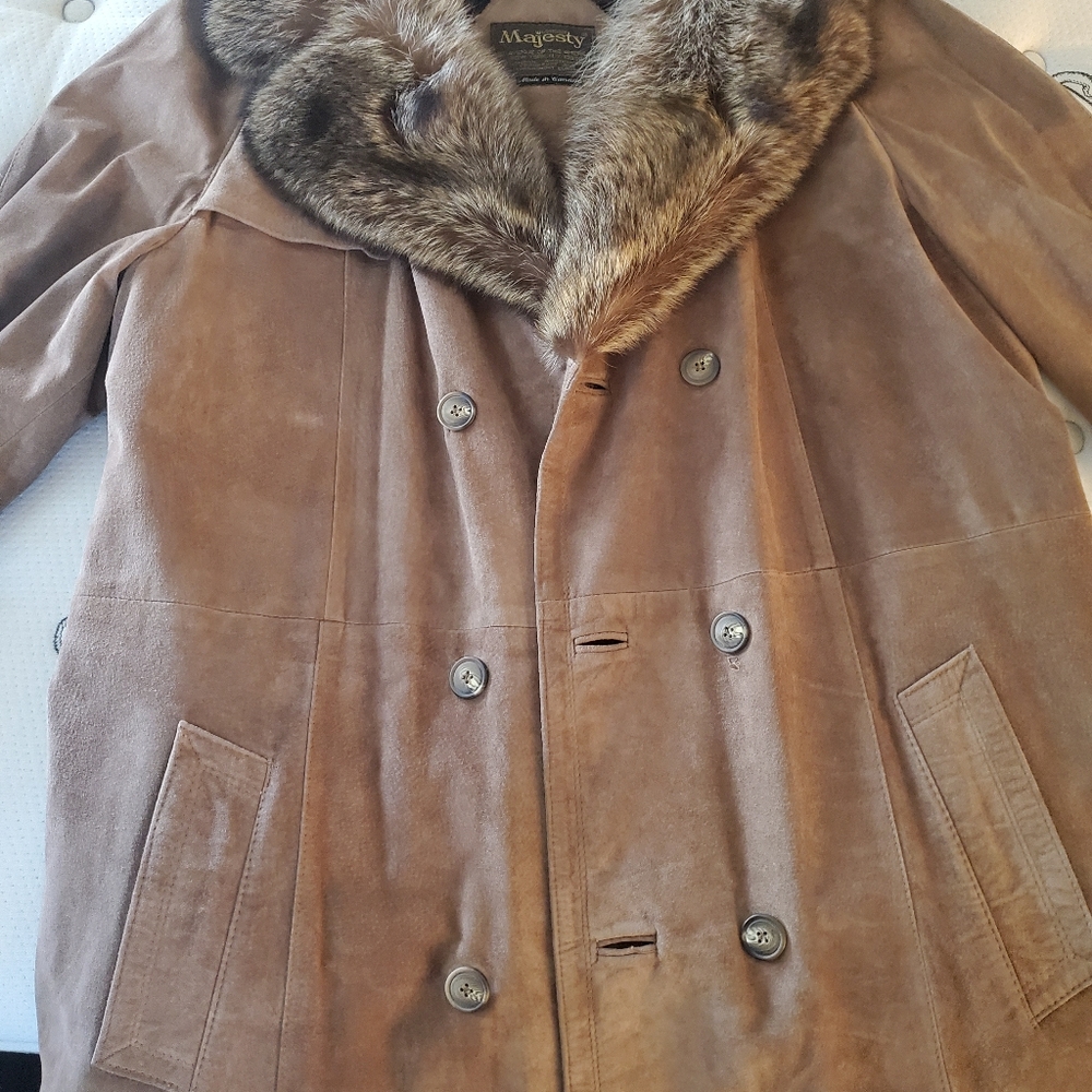 Mens full length suede leather coat w/fur collar